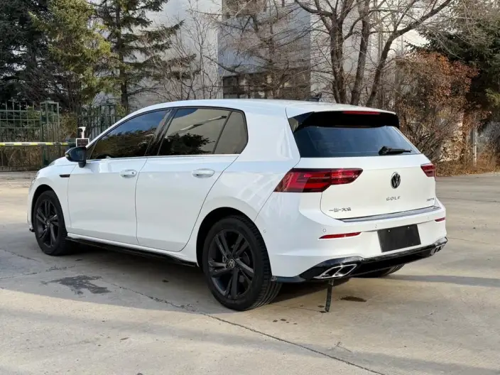Volkswagen Golf 2023 Model 280TSI DSG R-Line Lite – фото 5