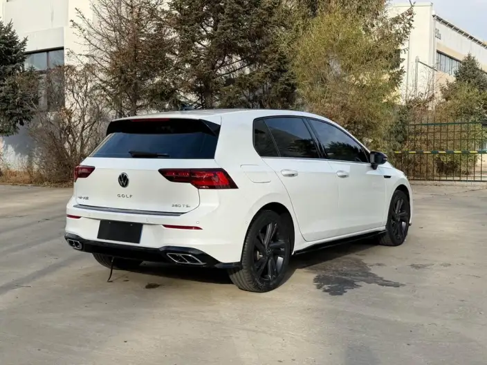 Volkswagen Golf 2023 Model 280TSI DSG R-Line Lite – фото 7