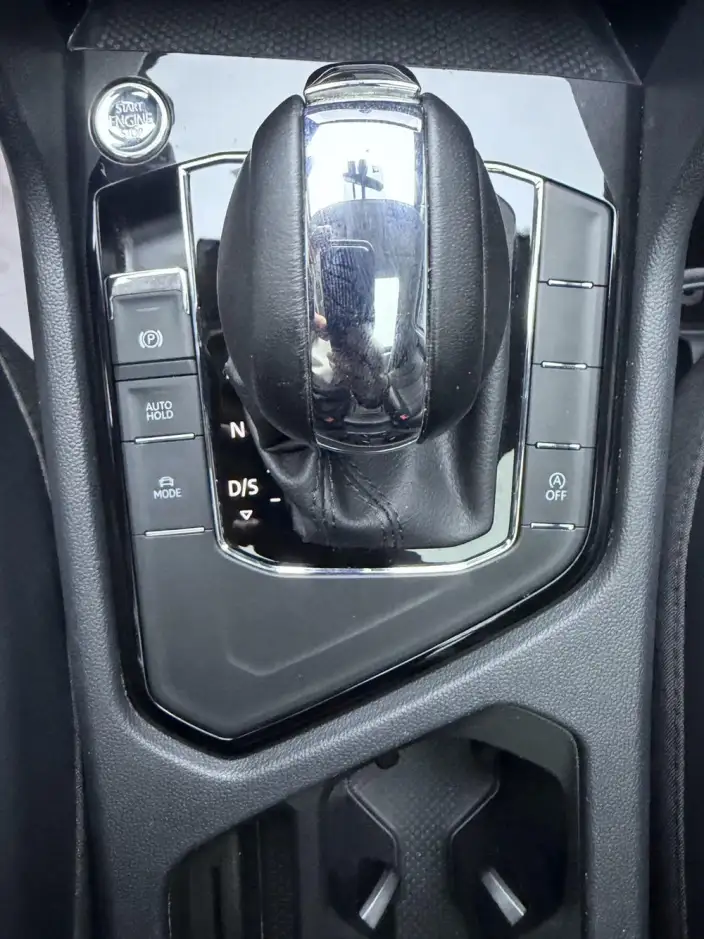 Volkswagen Tharu 2022 Model 280TSI 2WD Deluxe Edition – фото 10