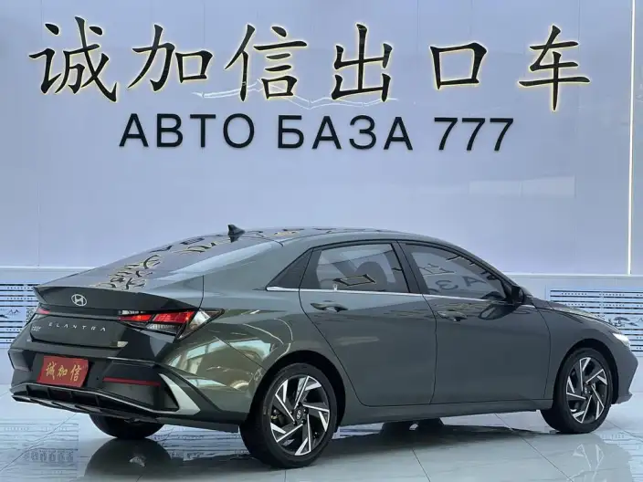 Hyundai Ioniq 2023 Model 1.5L CVT GLX Elite Edition – фото 6