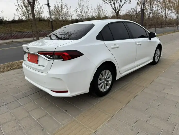Toyota Corolla 2021 Model 1.5L CVT Elite Edition – фото 6