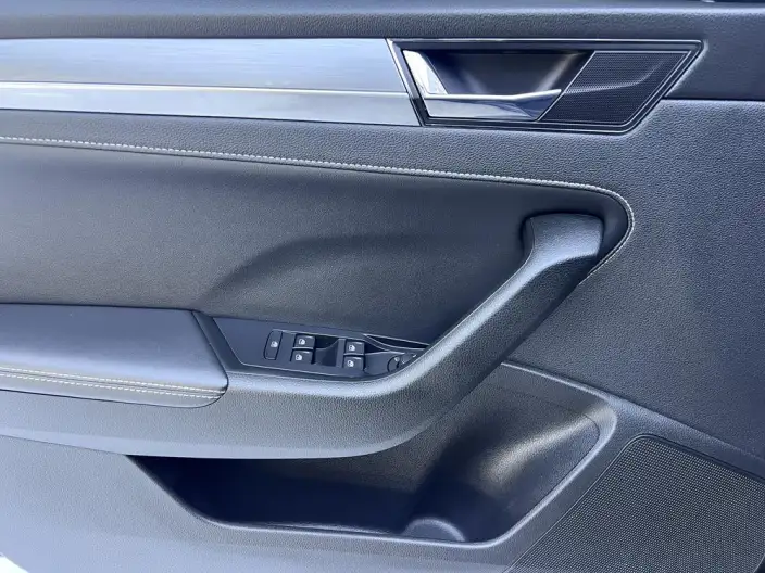 Skoda Superb 2023 Model TSI280 DSG Exclusive Edition – фото 10