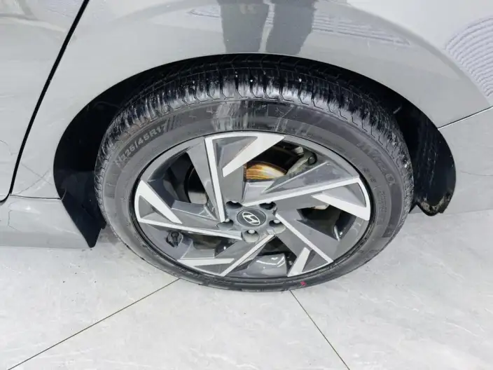 Hyundai Ioniq 2023 Model 1.5L CVT LUX Premium Edition – фото 7