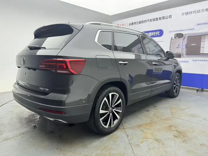 Volkswagen Tharu 2022 Model 280TSI 2WD Deluxe Edition – фото 6