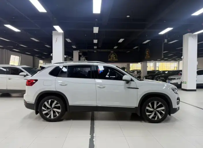 Volkswagen Tayron 2022 Model 280TSI 2WD Luxury Zhilian Edition – фото 8