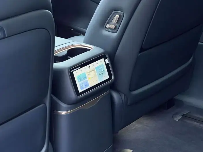 Lynk & Co 900 2025 Model 2.0T Ultra VI seat – фото 8