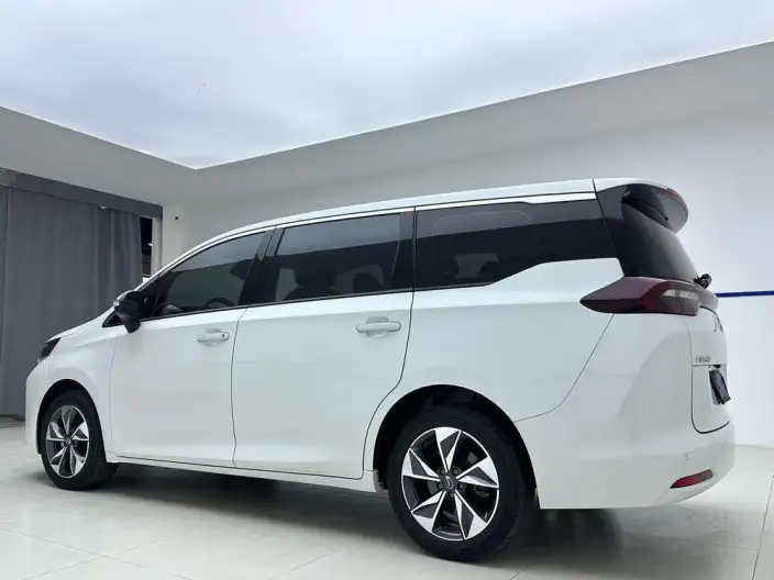 GAC Trumpchi M6 2021 Model Pro 270T Automatic Deluxe Edition