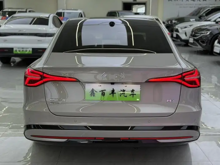 Hongqi H7 PHEV 2026 Model 210 4WD Smart Hybrid Edition – фото 5