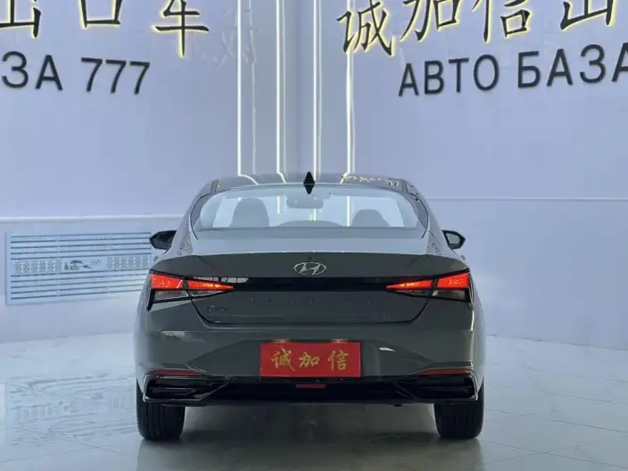 Hyundai Ioniq 2022 Model 1.5L CVT GLX Elite Edition – фото 5