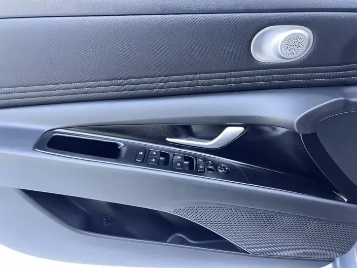 Hyundai Ioniq 2022 Model 1.5L CVT GLX Elite Edition – фото 10