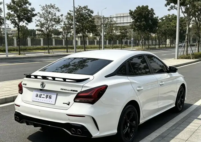 MG 5 Scorpio 2022 Model 1.5T Deluxe Edition – фото 7