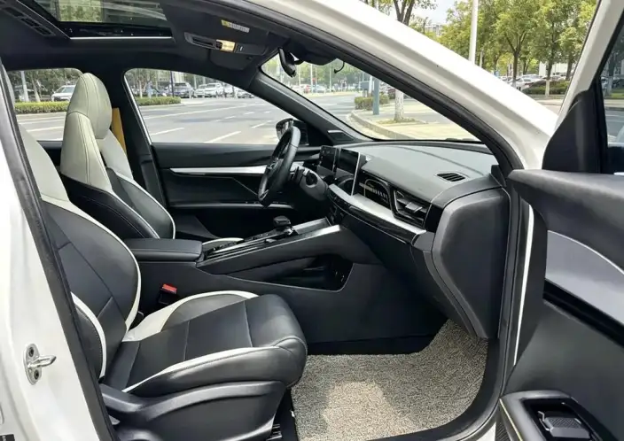 MG 5 Scorpio 2022 Model 1.5T Deluxe Edition – фото 9