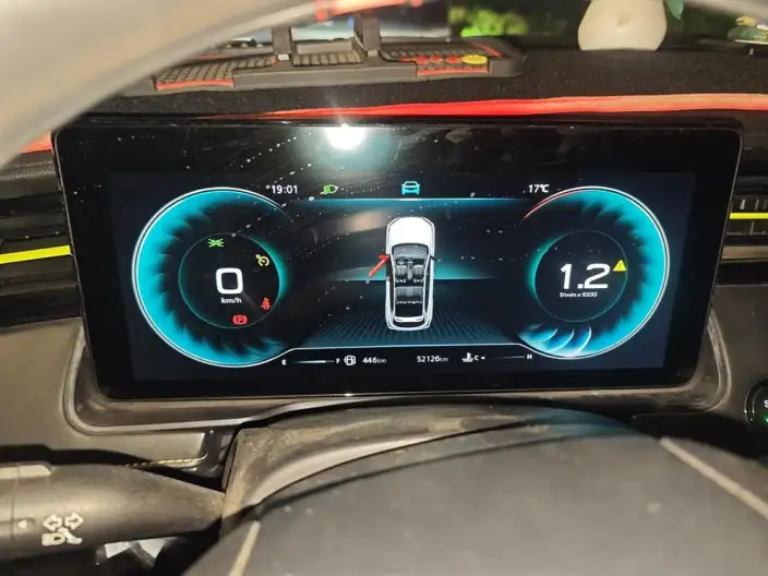 Roewe RX5 2021 Model PLUS 330TGI Manual Guo Trendy Smart Edition – фото 6