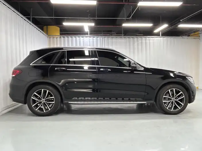 Mercedes-Benz GLC 2022 Model Facelift GLC 260 L 4MATIC Luxury Model – фото 8