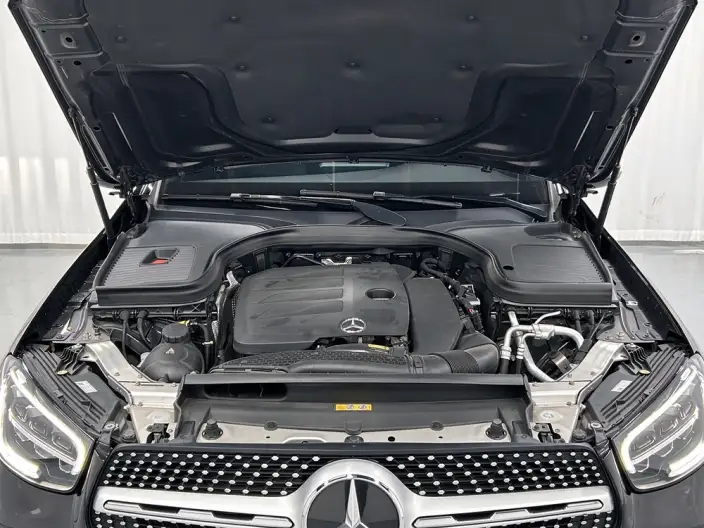 Mercedes-Benz GLC 2022 Model Facelift GLC 260 L 4MATIC Luxury Model – фото 10