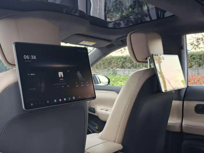 NIO ET7 2024 Model 75kWh Executive Signature Edition – фото 10