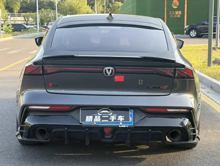 Changan UNI-V 2022 Model 1.5T Noble Model – фото 5