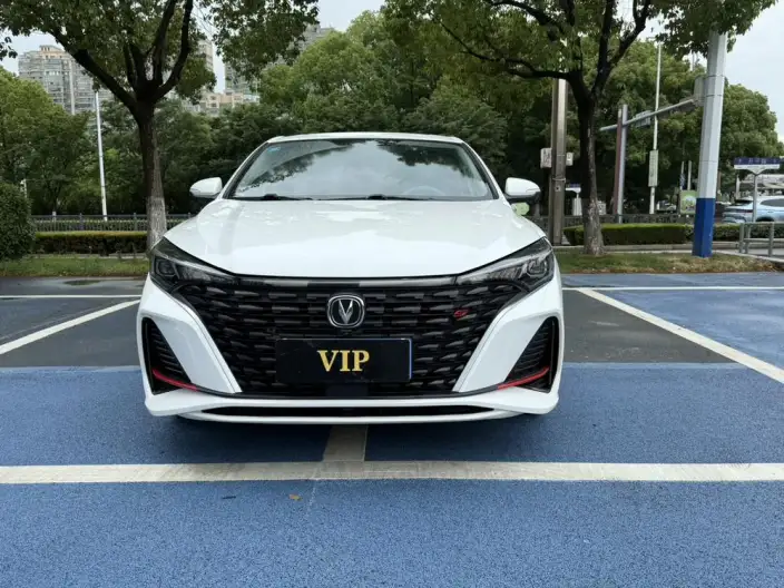 Changan Eado 2022 Model PLUS Blue whale NE 1.4T GDI DCT Flagship Model