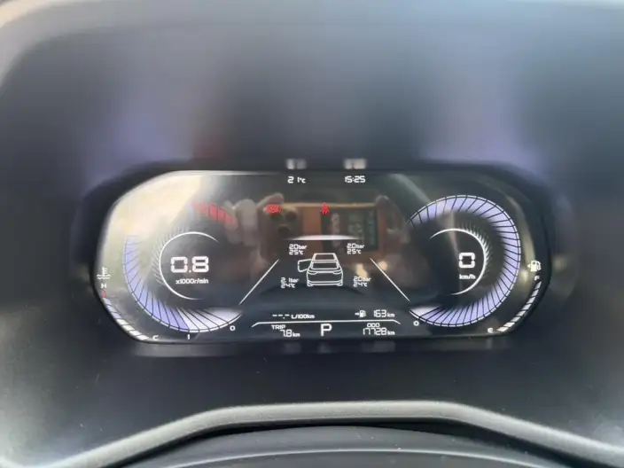 Geely Emgrand 2025 Model No. 4 Gen 1.5L CVT Noble Model – фото 8