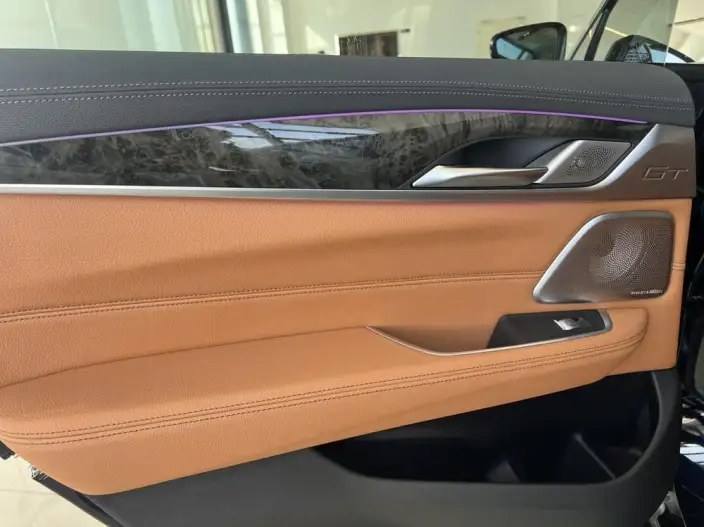BMW 6 Series GT 2022 Model 630i M Sports Set – фото 8