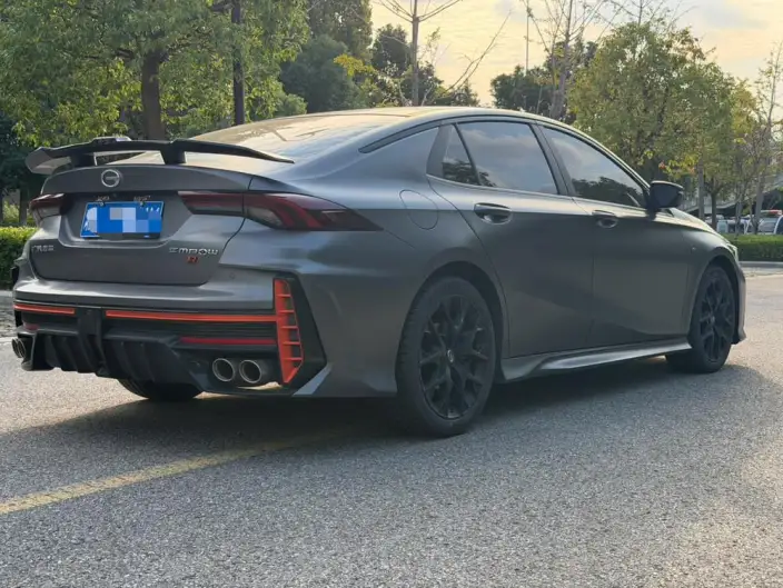 Emzoom 2022 Model 270T J16 R-Style Track Edition