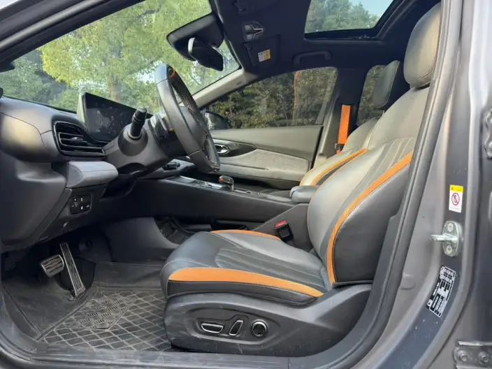 Emzoom 2022 Model 270T J16 R-Style Track Edition – фото 9