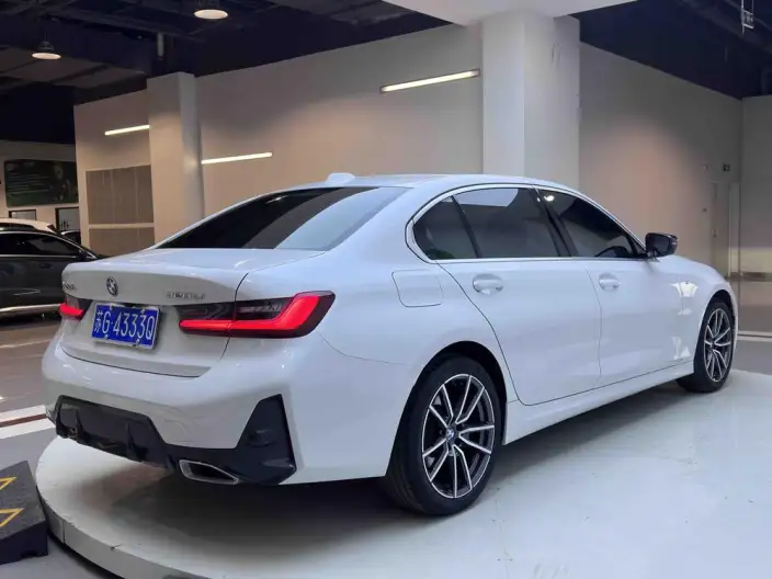 BMW 3 Series 2023 Model 320Li M Sports Set – фото 7