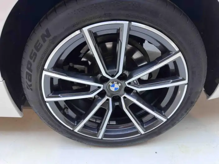 BMW 3 Series 2023 Model 320Li M Sports Set – фото 8