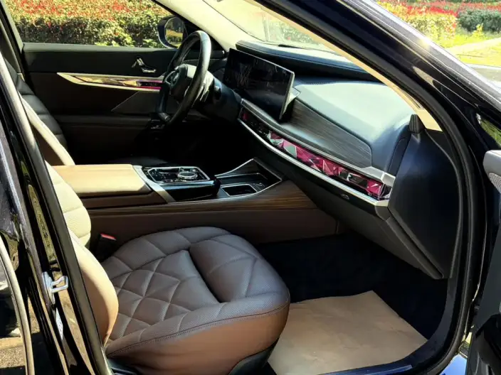 BMW 7 Series 2023 Model 740Li Leading Model Luxury Set – фото 8