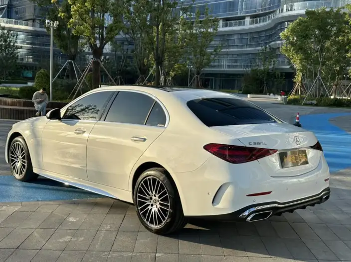 Mercedes-Benz C-Class 2026 Model C 260 L Sports sedan – фото 5