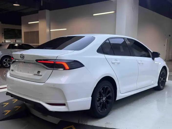 Toyota Corolla 2021 Model 1.5L CVT GR SPORT Sports Edition – фото 7