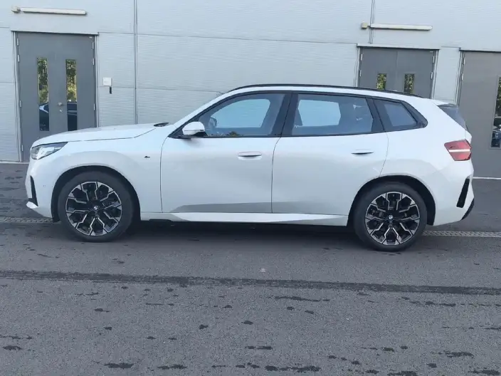 BMW X3 2026 Model xDrive30L Leading Model M Sports Night Set