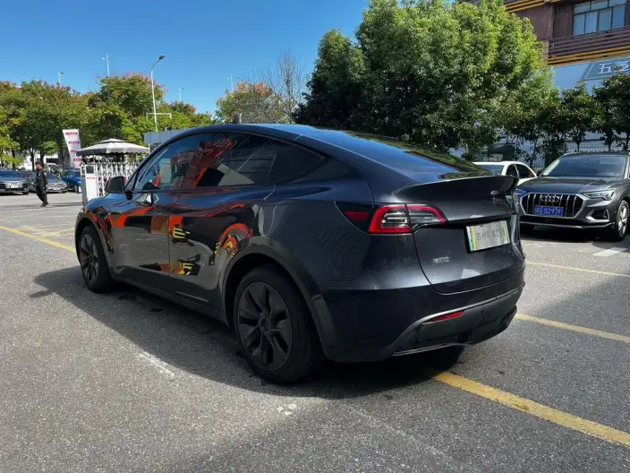 Model Y 2024 Model Rear-wheel drive version