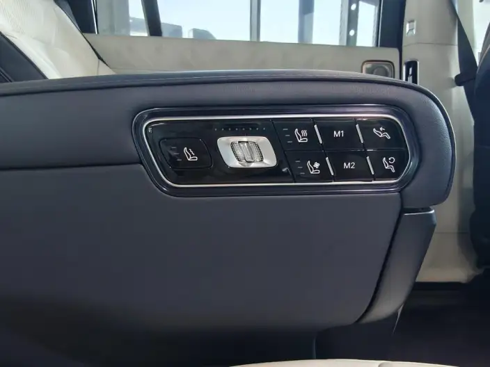 ZEEKR 9X 2026 Model Ultra Edition 70kWh VI seat – фото 9