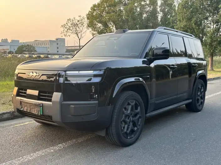 Titan 7 PHEV 2025 Model 190KM 4WD Ultra Edition