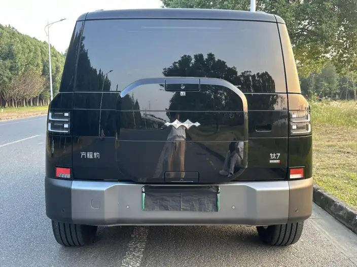 Titan 7 PHEV 2025 Model 190KM 4WD Ultra Edition – фото 6