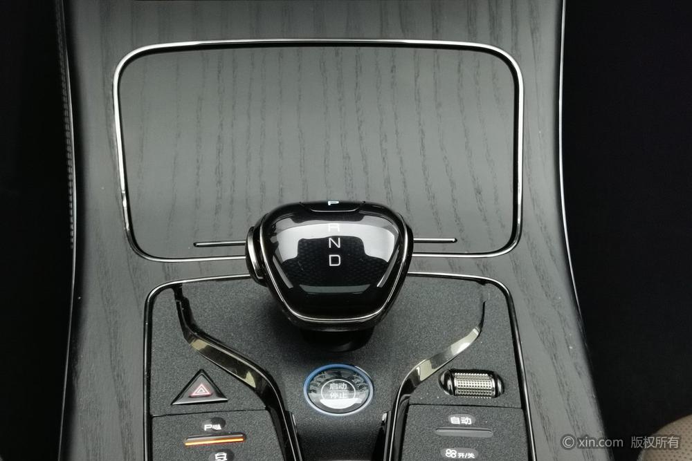 BYD Han DM 2022 DM-i 121KM Prestige – фото 8