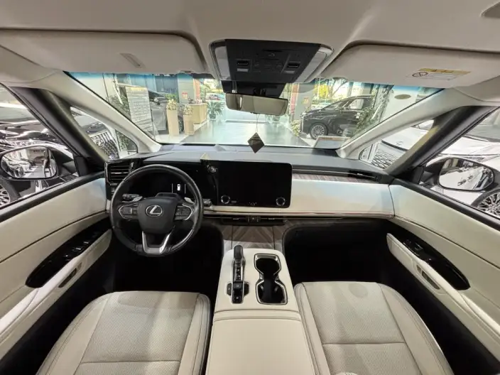 Lexus LM 2023 Model 500h DIRECT4 VI seat Respect Edition – фото 10