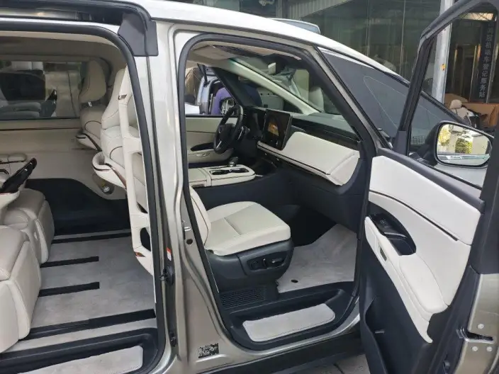 Lexus LM 2023 Model 500h DIRECT4 VI seat Respect Edition – фото 8