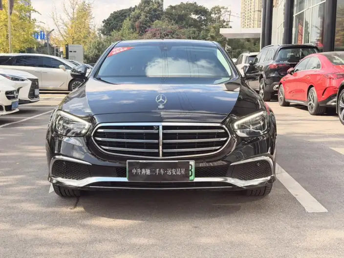 Mercedes-Benz E-Class PHEV 2022 Model E 350 e L sedan
