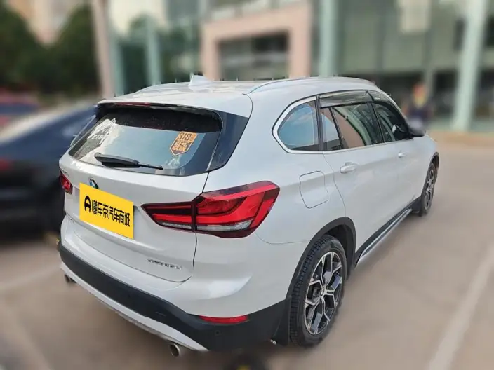 BMW X1 2022 Model sDrive25Li Leading Model