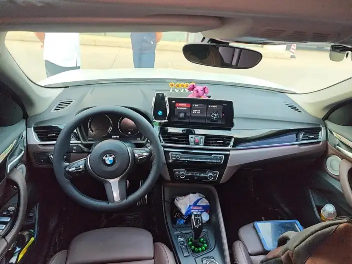 BMW X1 2022 Model sDrive25Li Leading Model – фото 5