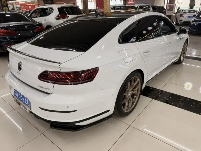 Volkswagen CC 2021 Model 380TSI Eye-catching version 30th Anniversary Memorial Edition – фото 5