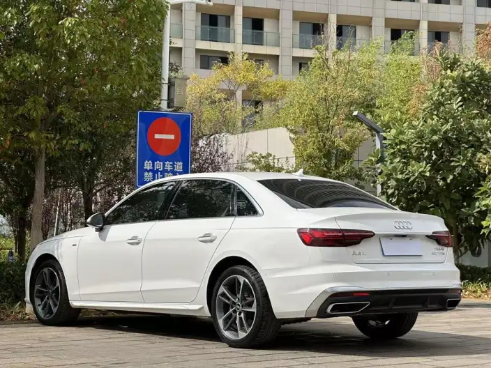 Audi A4 L 2023 Model 40 TFSI Fashion Dynamic Model – фото 5