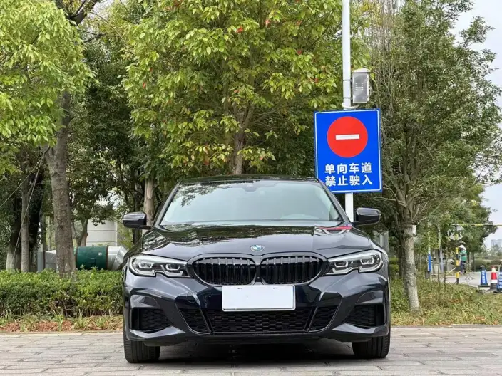 BMW 3 Series 2022 Model 325Li M Sports Night Set