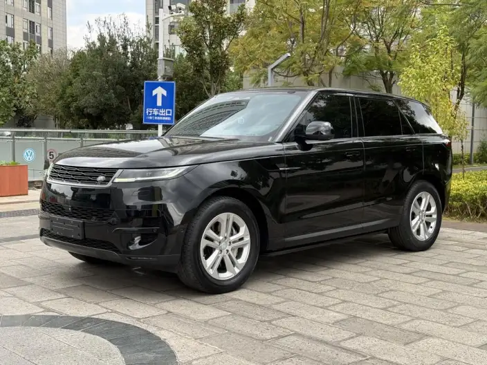 Range Rover Sport 2023 Model 3.0 L6 S