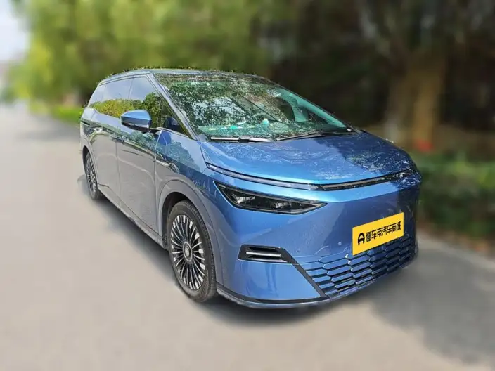 XPeng X9 2025 Model EV 740 Ultra-long Endurance Max