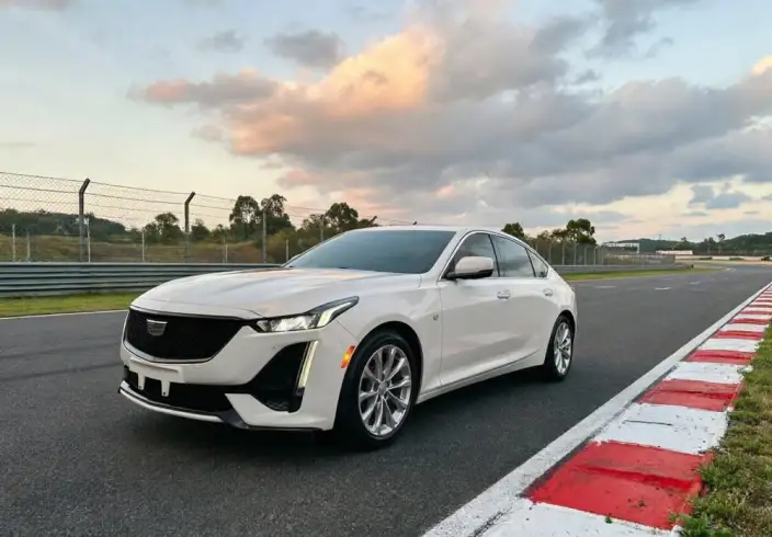 Cadillac CT5 2022 Model 28T Luxury Model