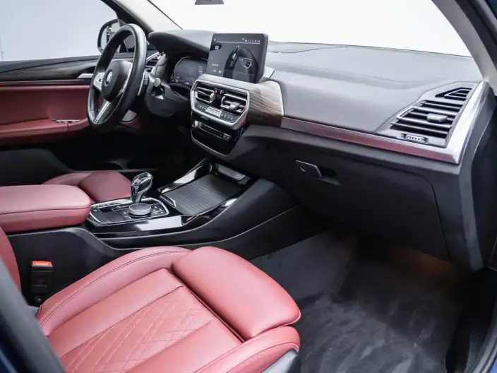 BMW X3 2023 Model xDrive30i Leading Model M Night Set – фото 9