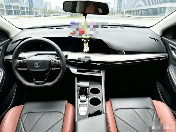 Changan Eado 2023 Model PLUS Changxiang Edition Blue whale NE 1.4T GDI DCT Noble Model – фото 8